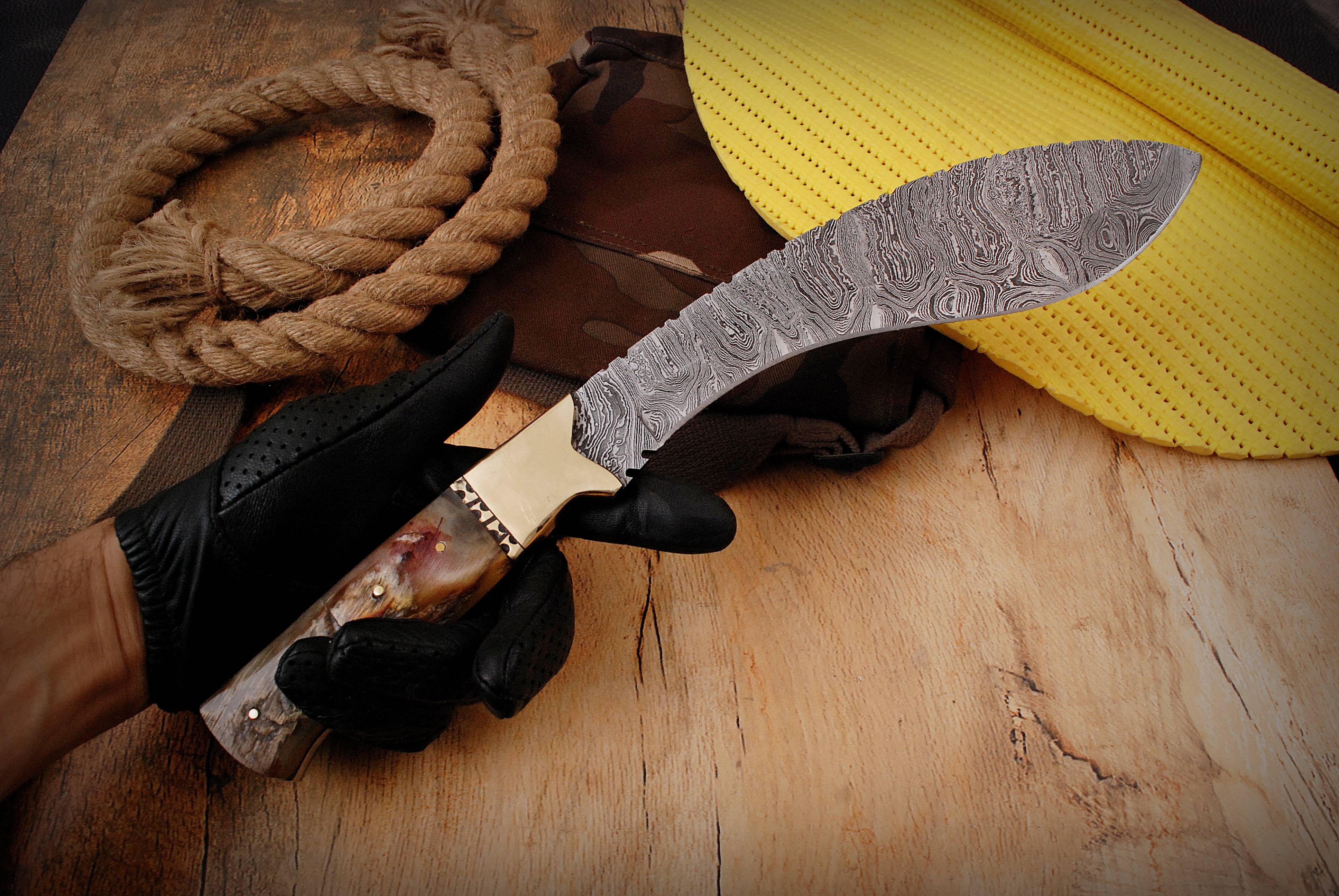16" Custom Handmade Forged Damascus Steel Traditional Kukri Knife With Original Ram Horn Handle - Image 7