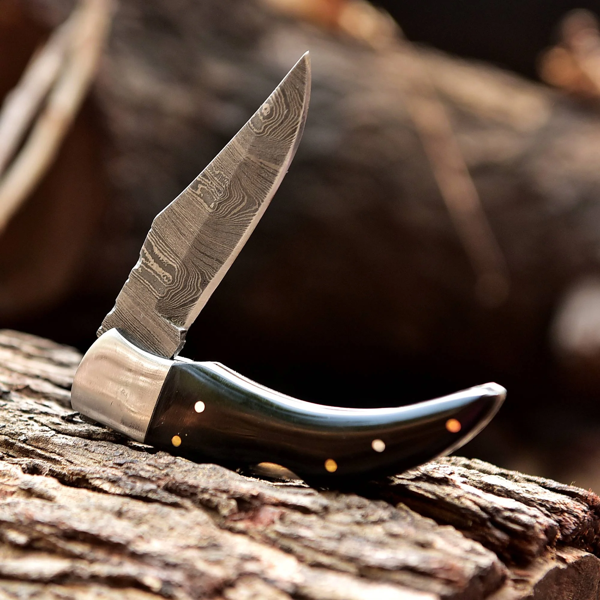 7" Handmade Damascus Pocket Knife - Folding Pocket Knife - Bull Horn Handle - Image 3