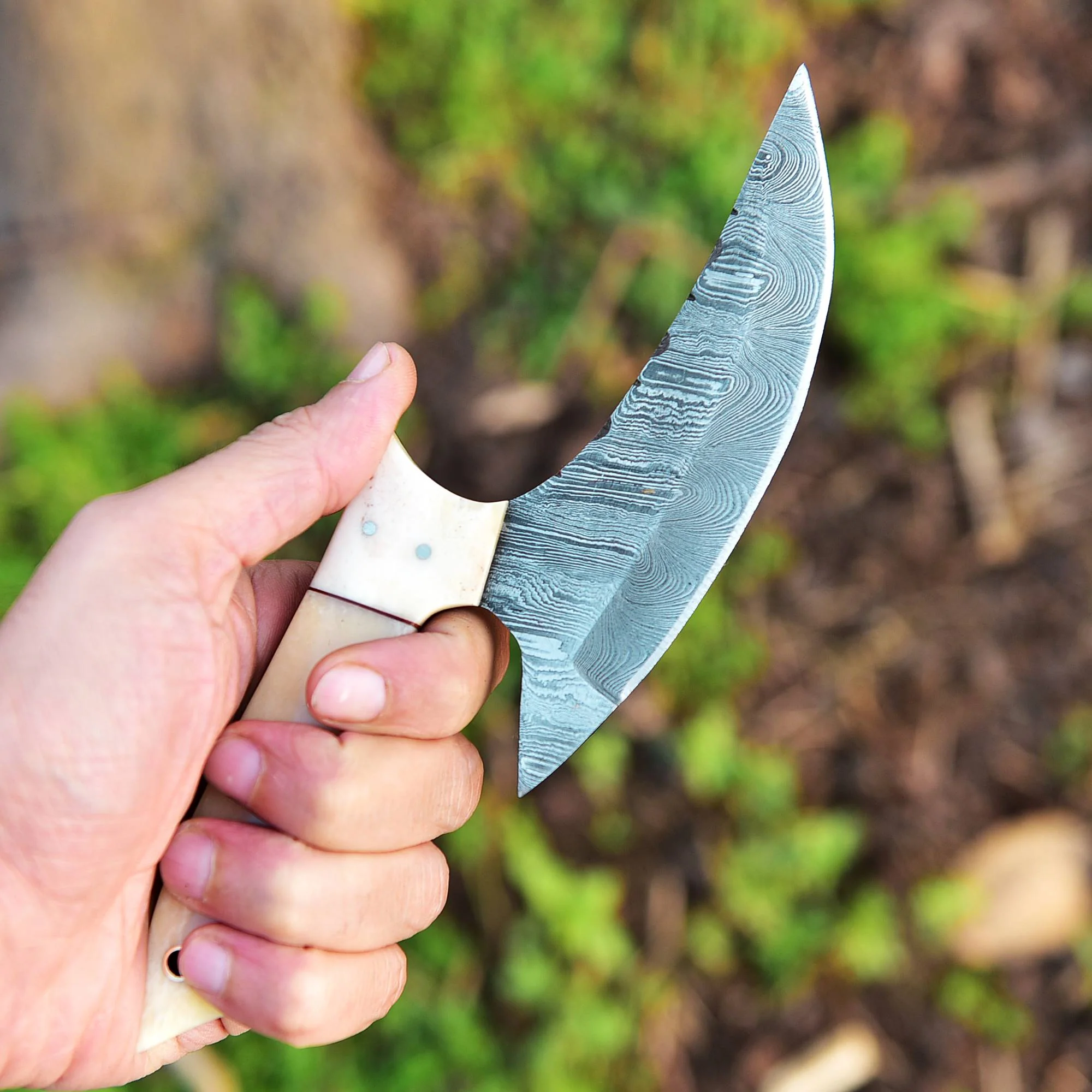 Alaskan Ulu Knife - Authentic Damascus Arctic Cutting Tool with Rich Heritage Bone Handle x-747 - Image 3