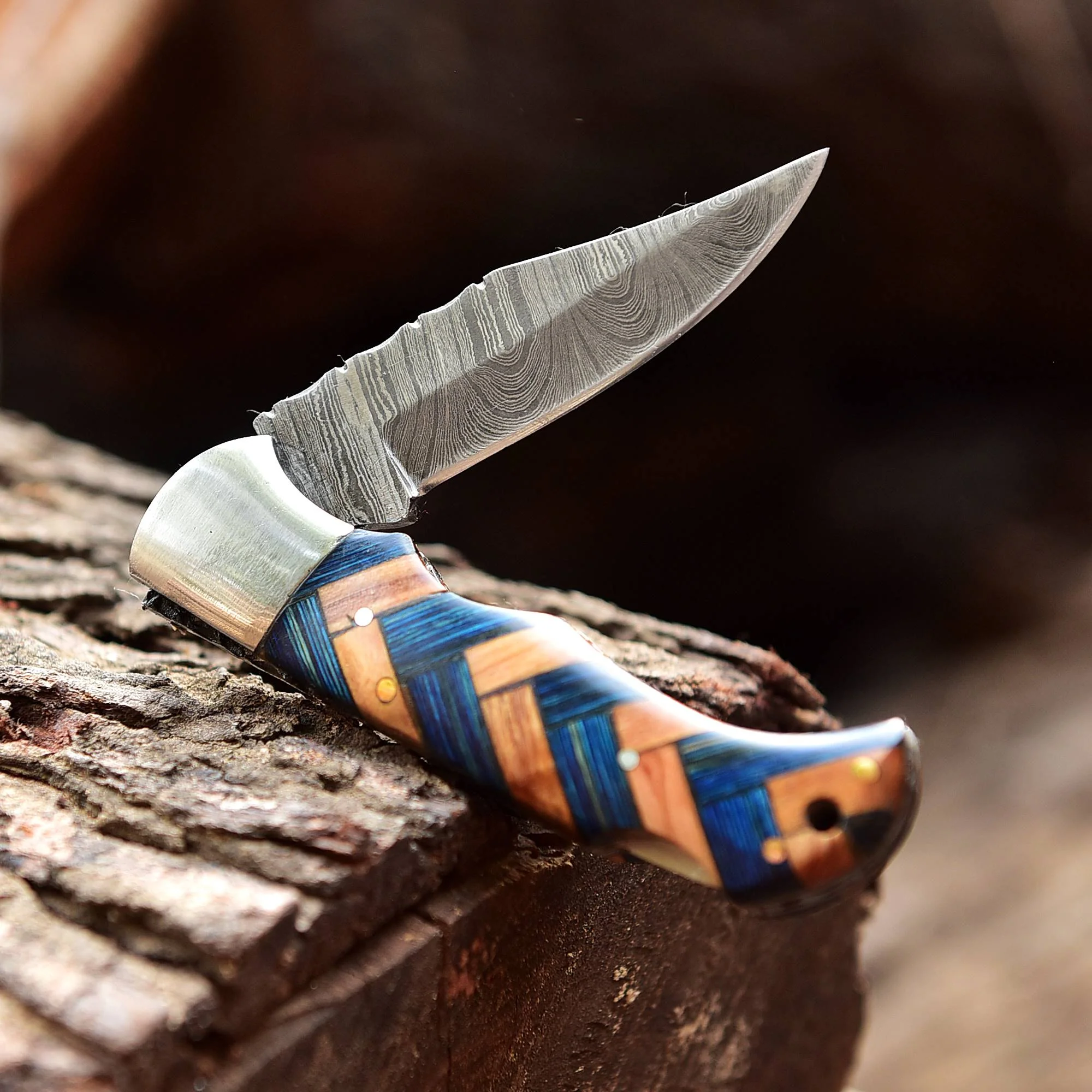 Custom Hand Forged Heavy Duty Damascus Steel Folding Blade Pocket Knife - Image 3
