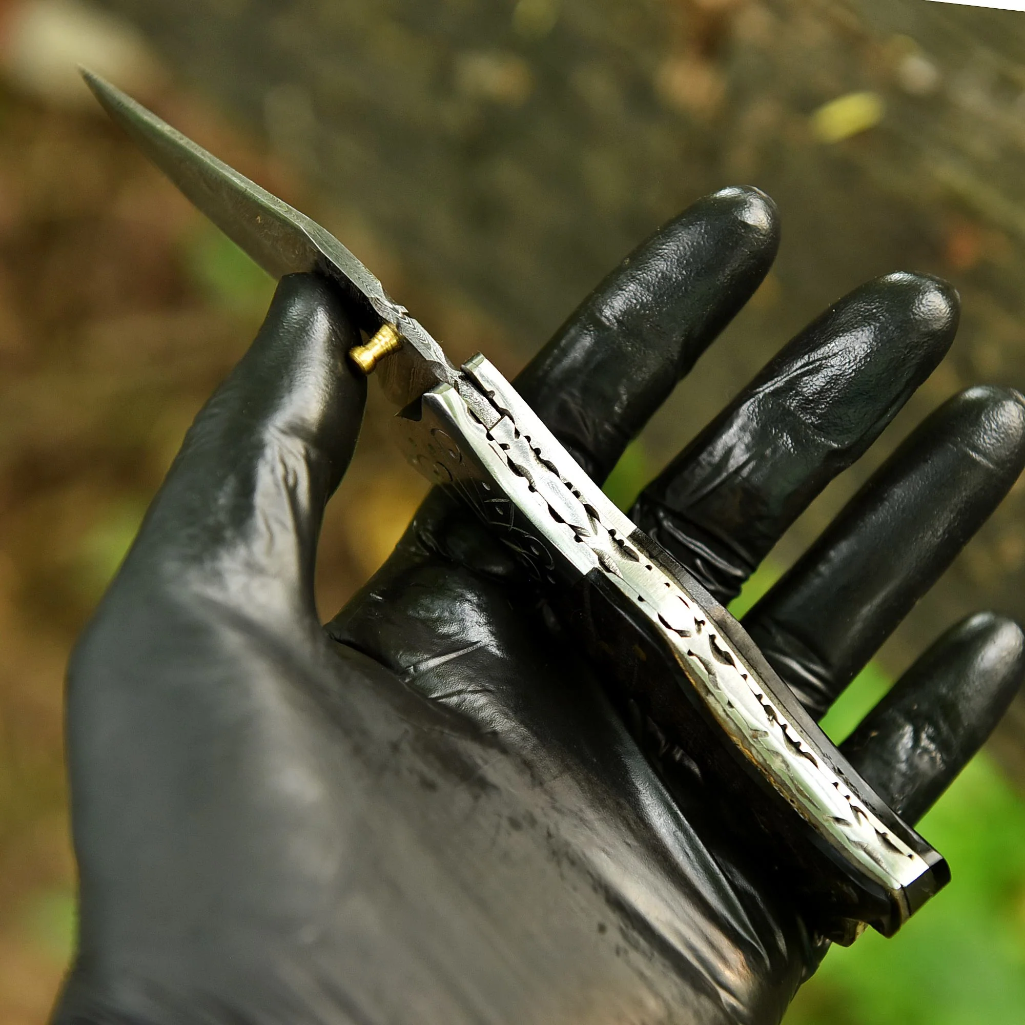 Damascus Steel Folding Blade EDC Pocket Hunting Knife Ram Horn Handle - Image 3