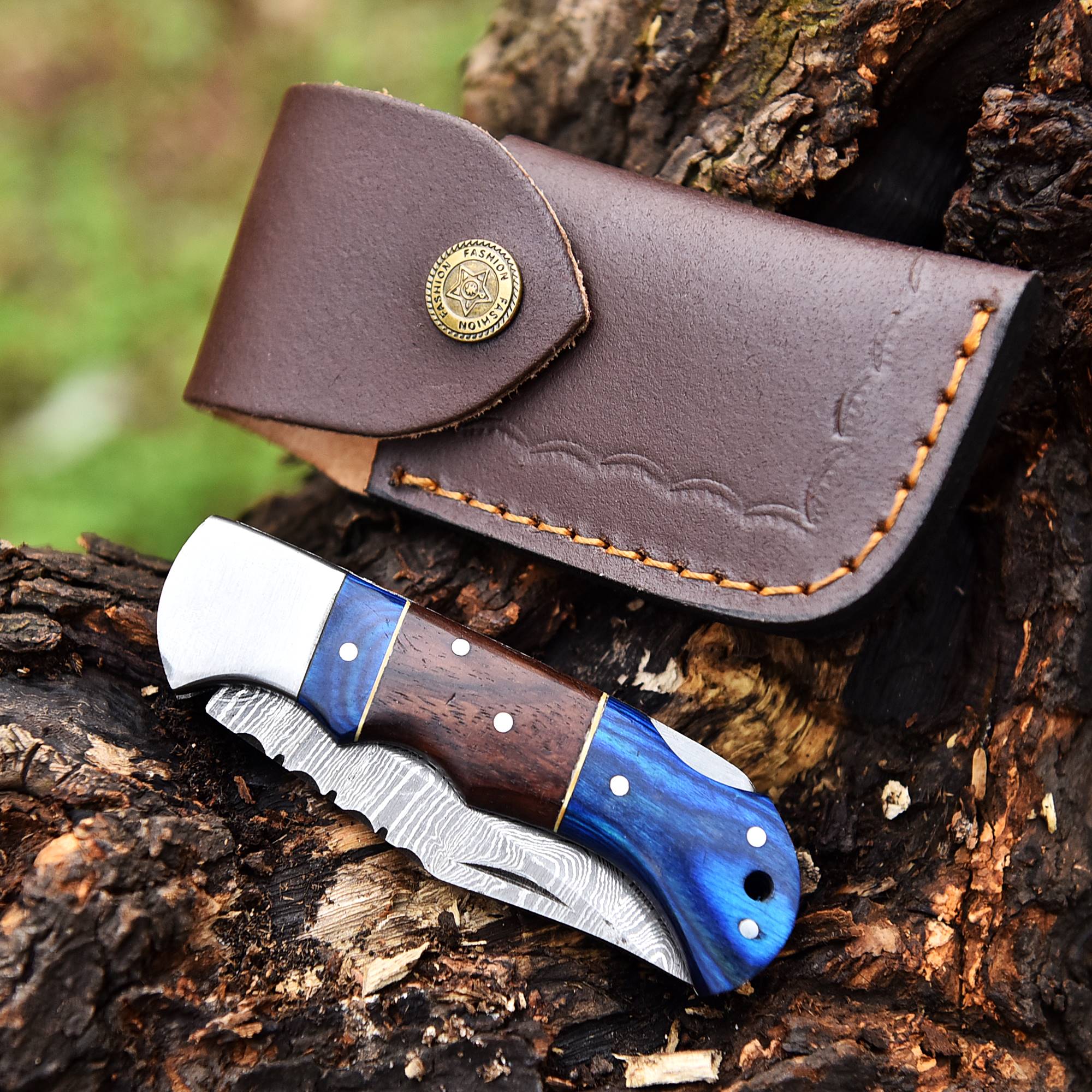 Elite Handmade Damascus Steel Blade Pocket Knife Camping Knife Wood Handle - Image 5