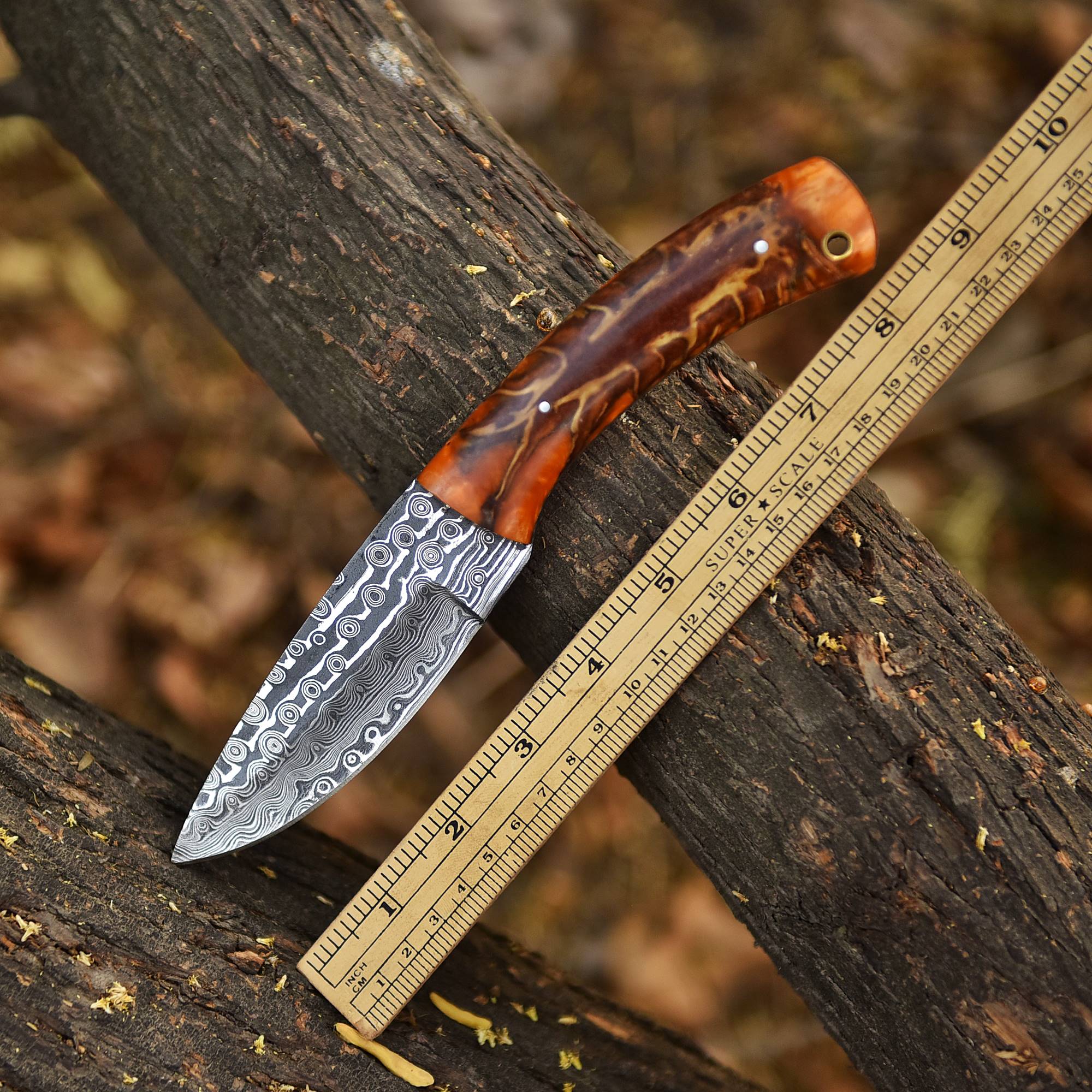 Handcrafted Damascus Steel Pinecone Skinner Camping Knife Resin Handle - Image 4