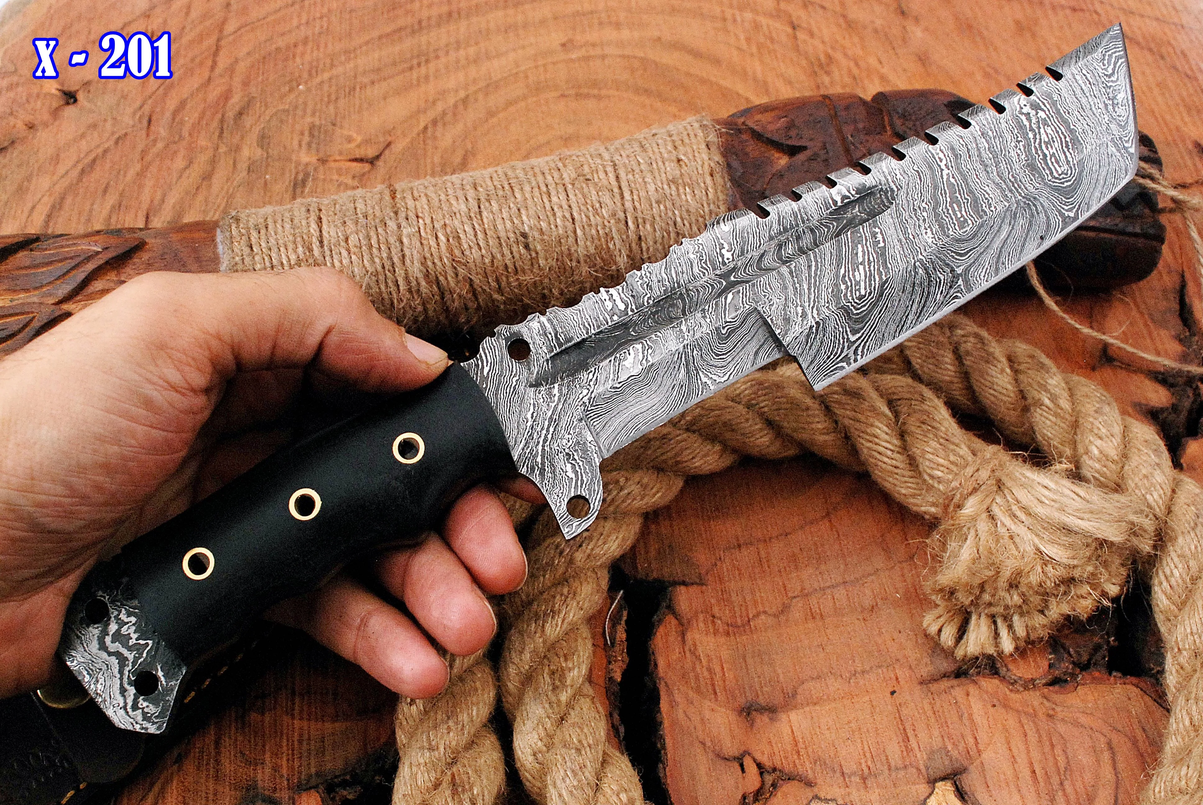 12" Handmade Damascus Steel Fixed Blade Utility Knife with Bull Horn Handle - Image 3