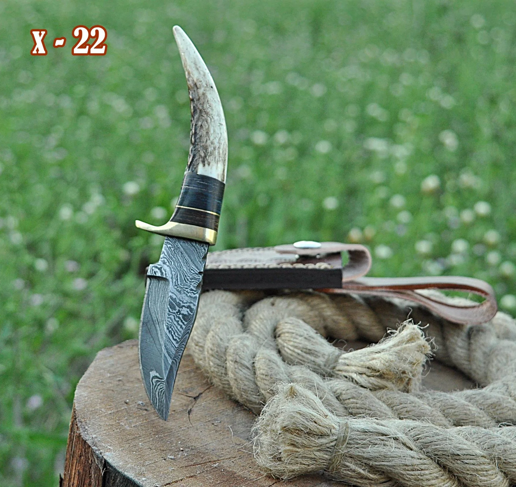Miniature Knife Damascus Steel Fixed Blade Skinner Stag Antler Handle with Sheath - Image 3