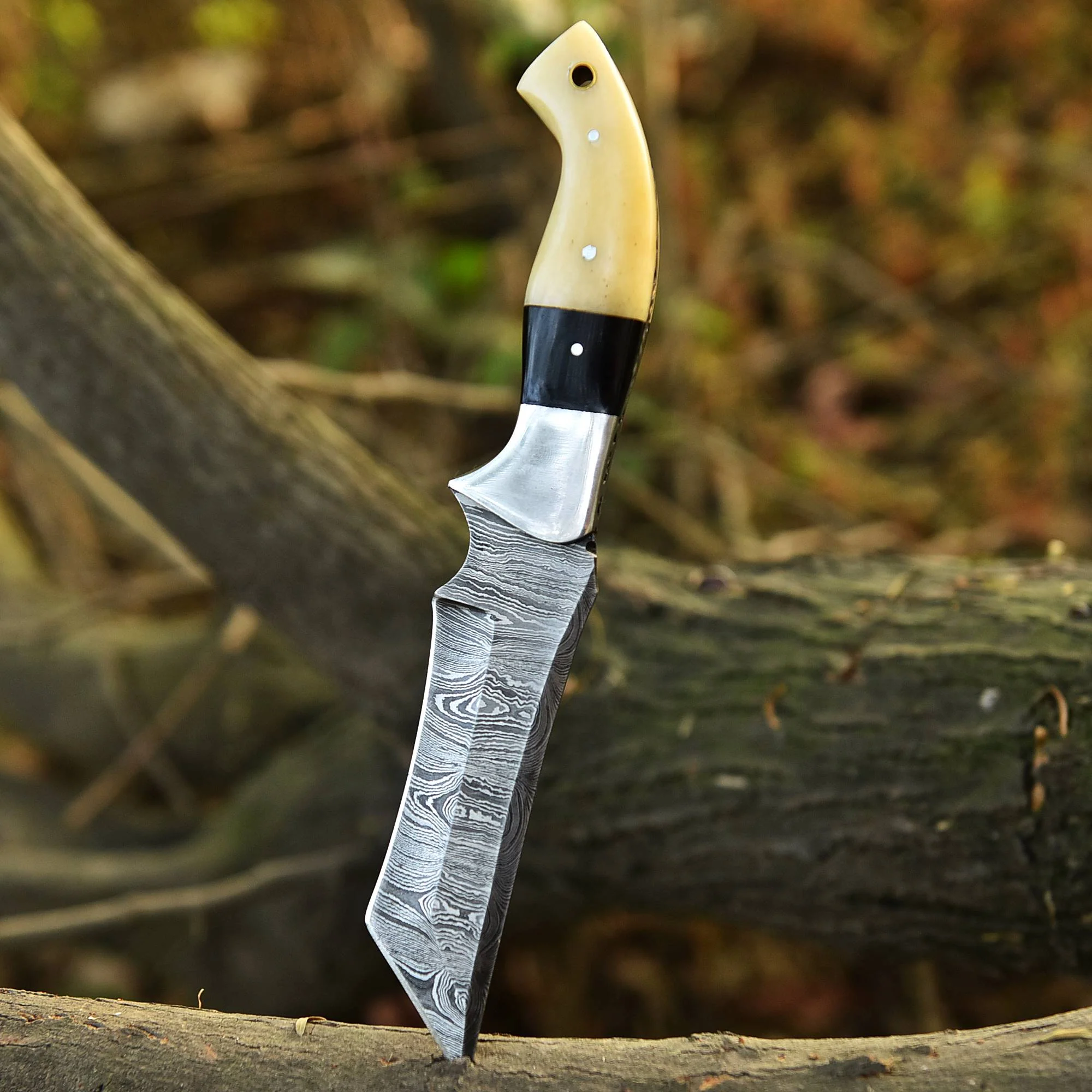 Outdoor Hunting Handmade Damascus Steel Blade Skinning Knife With Sheath - Image 8