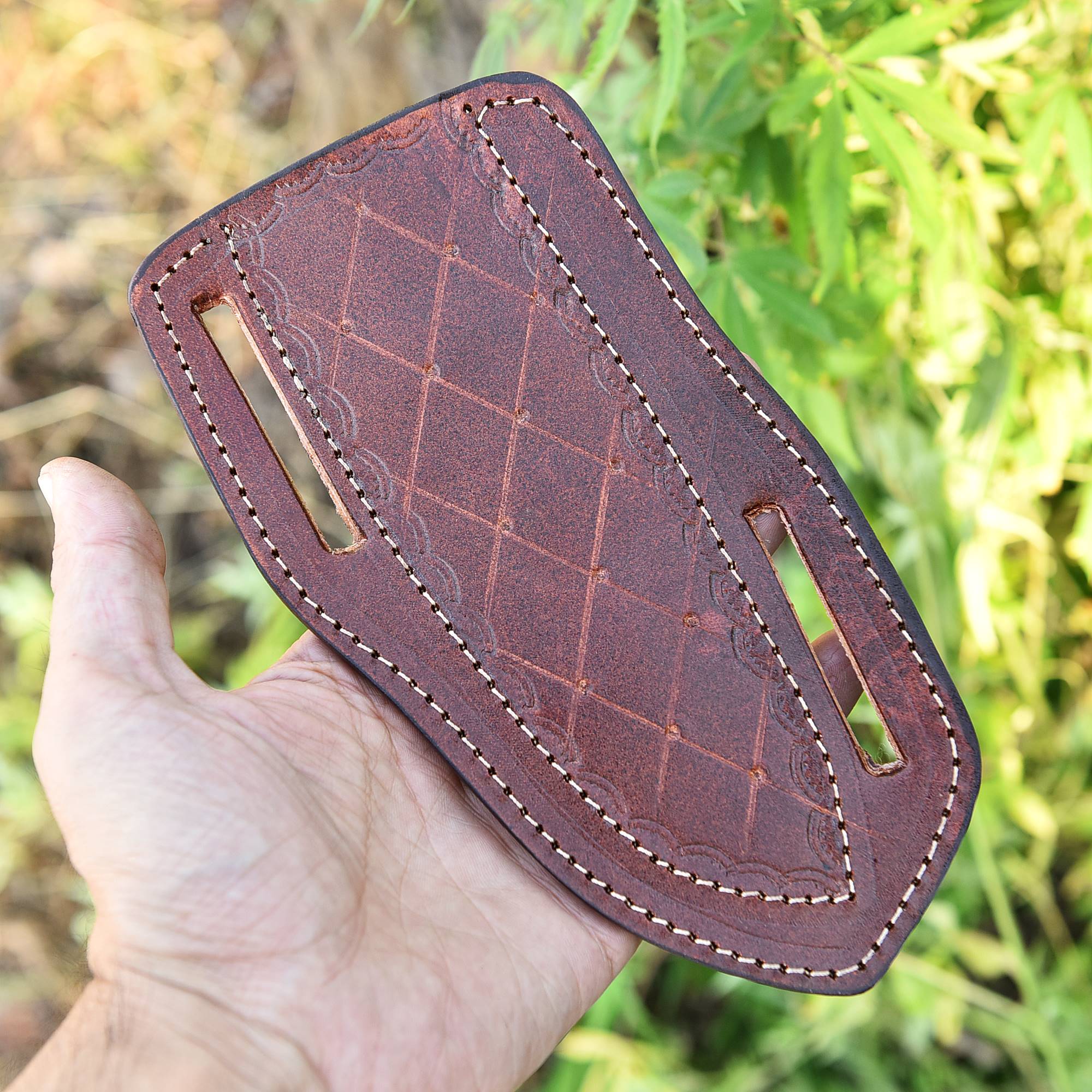 Premium Brown Leather Pancake Sheath: Secure and Stylish Belt Holder for Fixed Blade and Folding Knives - Image 4